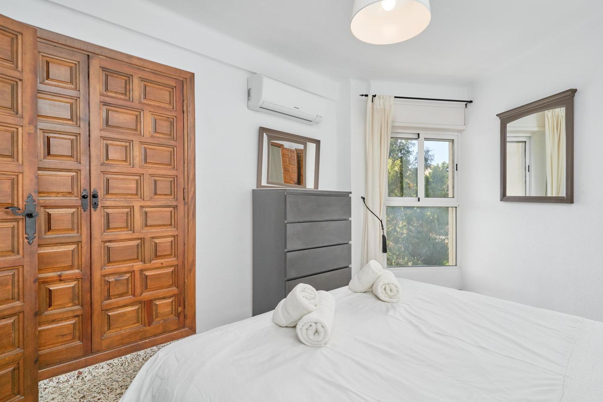 Bright And Spacious 2 Bed Apt Нерха Экстерьер фото
