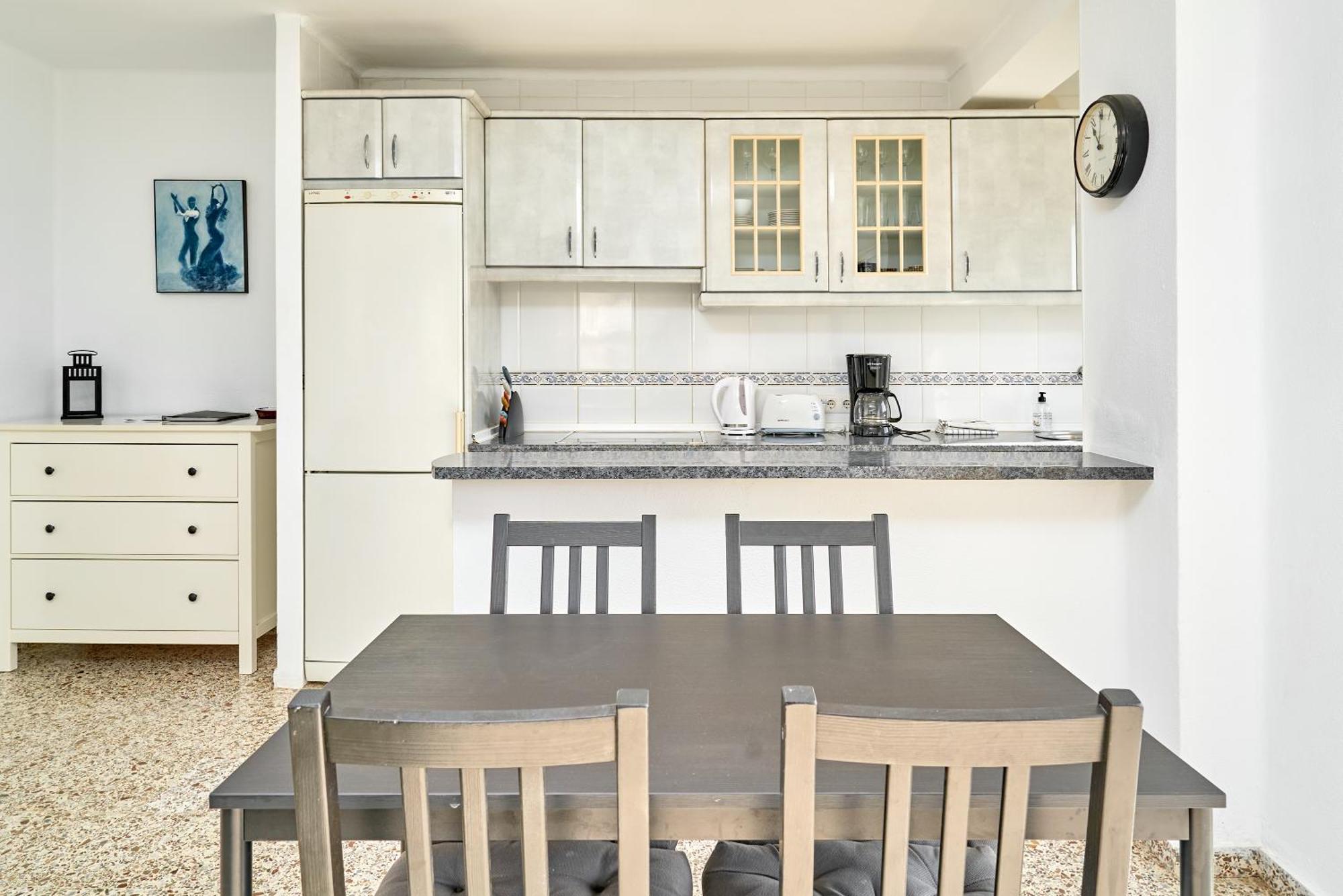 Bright And Spacious 2 Bed Apt Нерха Экстерьер фото