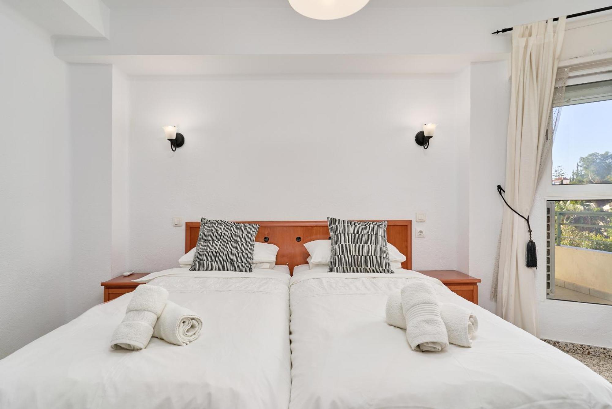 Bright And Spacious 2 Bed Apt Нерха Экстерьер фото