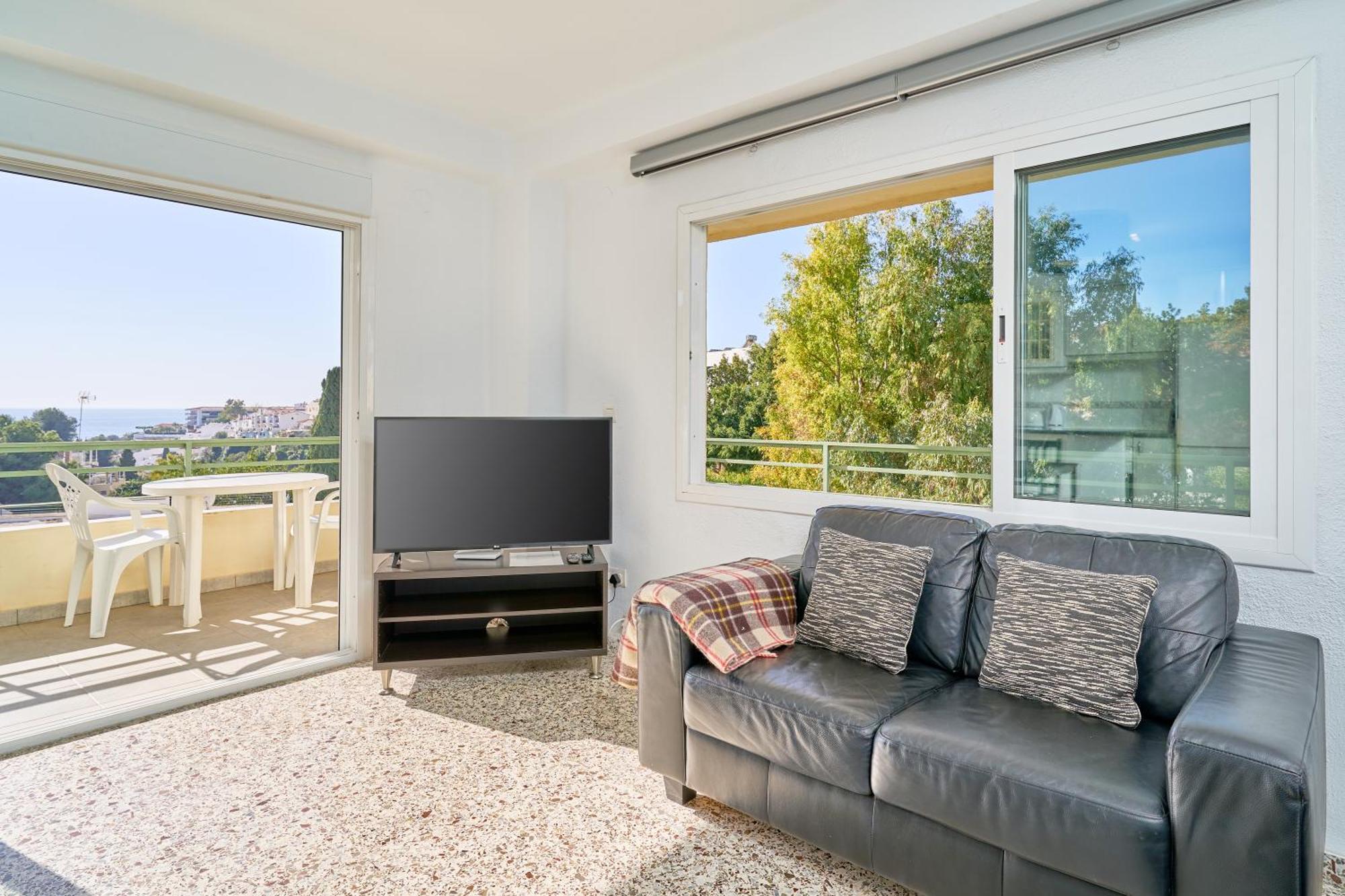 Bright And Spacious 2 Bed Apt Нерха Экстерьер фото